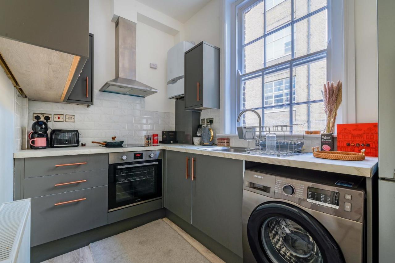 Charming Newly Refurb 2-Bed 2-Bath Whole Apartment Near Hyde Park & Kensington, Prime Paddington Location Zone 1 Londra Esterno foto